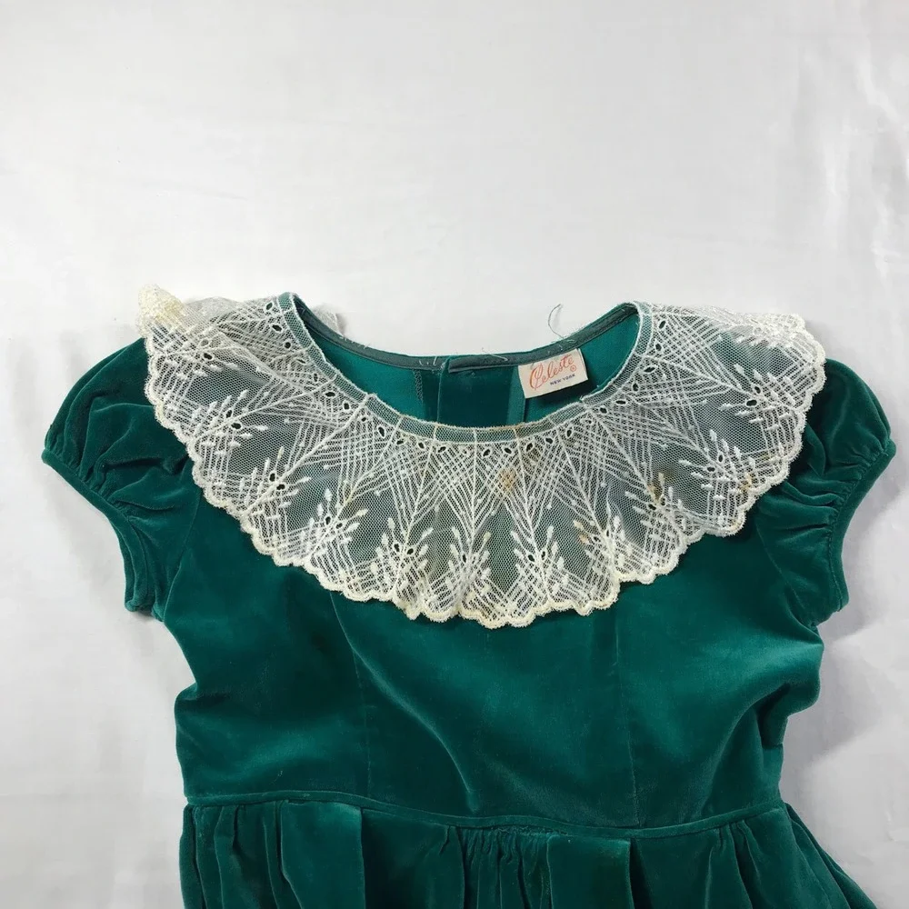 Vintage Celeste New York Girls Emerald Green Velvet Lace Collar Dress Holiday